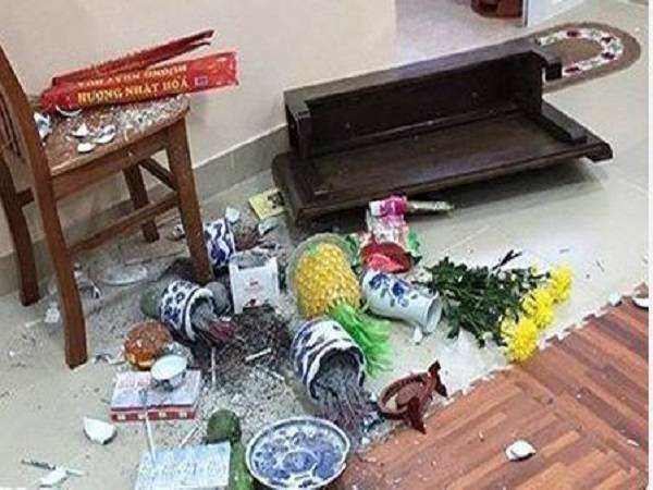 Giải mã giấc mơ thấy bàn thờ đổ