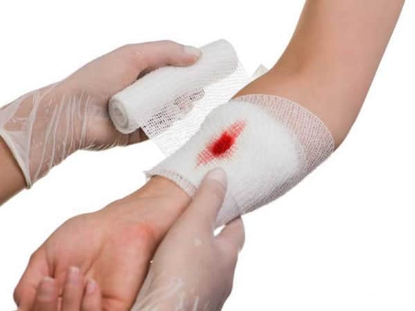 Mơ thấy bị thương đánh con gì?