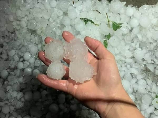 Nằm mơ thấy mưa đá có ý nghĩa gì?