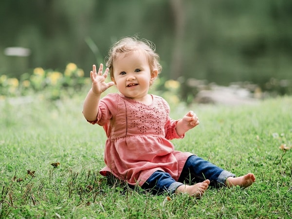 Giải đáp giấc mơ thấy bé gái dự báo may mắn hay xui rủi sắp tới?