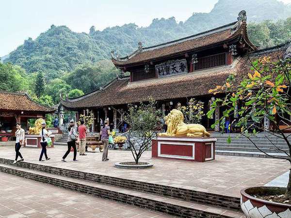 Mơ thấy đi chùa lạy phật, thắp nhang có số mấy may mắn Mơ thấy đi chùa lạy phật, thắp nhang có số mấy may mắn