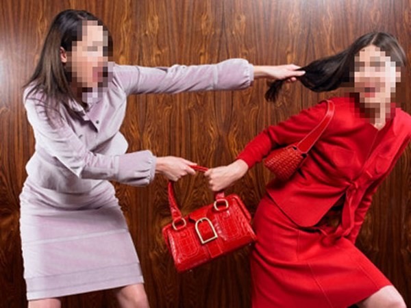 Mơ thấy mình đánh nhau có số gì may mắn trúng thưởng