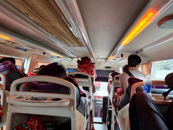 Giải mã chi tiết các giấc mơ thấy đi xe khách