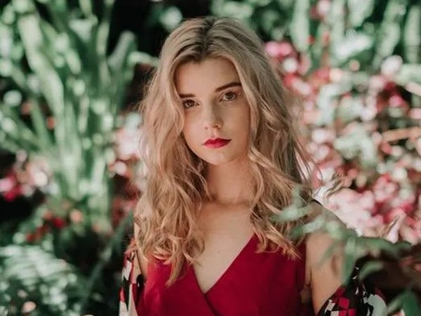 Nằm mơ thấy cô gái lạ là điềm gì, con số tâm linh gì?