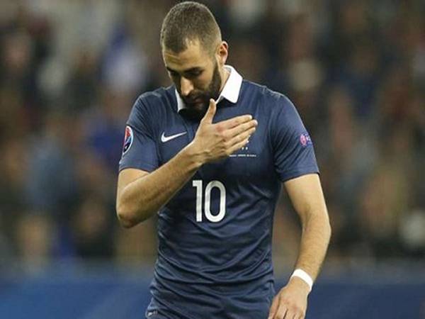 Những số áo Benzema từng mặc trong sự nghiệp